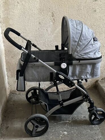 Manejlər: Çıxarıla bilən beşikli araba