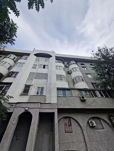52: 2 комнаты, 52 м², Золотой квадрат Индивидуалка, 5 этаж, Косметический ремонт — 1