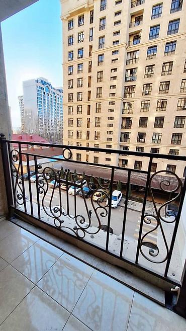 Продажа квартир: 3 комнаты, 80 м², Элитка, 4 этаж — 3