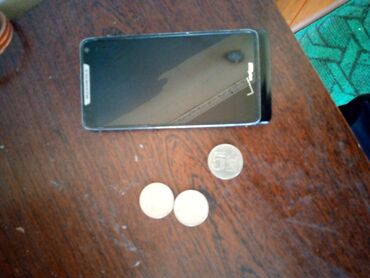 зарядные устройства для телефонов 1 2 a: Motorola A920, Б/у, 8 GB, цвет - Черный, 2 SIM