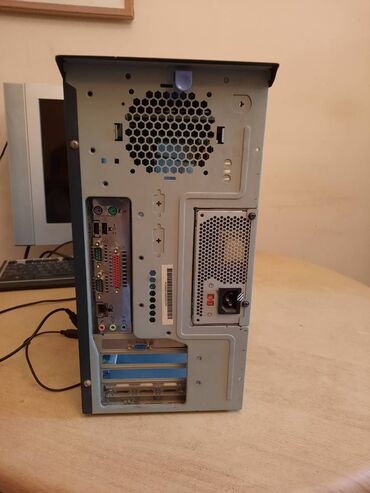 Desktop računari i radne stanice: Stari,retro IBM kompjuter,desktop racunar NetVista Nepoznato stanje — 5