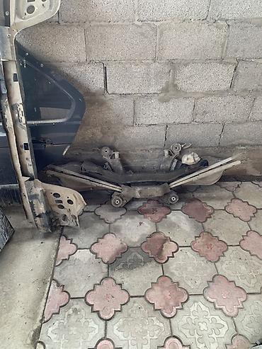 Передние фары: Комплект передних фар BMW — 7