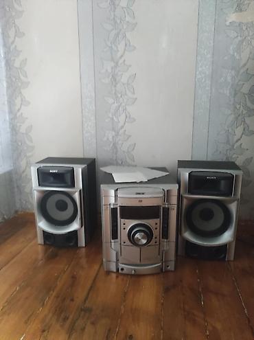 jamo 6 5cs t: Sony mini audio sistem – 3 hissəli stereo dəst - Mərkəzi blok: CD/DVD — 1