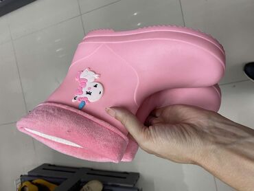 Gumene čizme: Gumene čizme, Veličina - 19 na lalafo.rs — 7 Gumene čizme: Gumene čizme, Veličina - 19 — 7