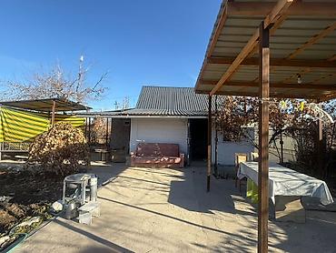 Продажа коттеджей и домов: ‼️ Срочно продаётся дом 🏡 📍 Бишкек, по пути к Кун-Туу (дача МВД, 1-я — 1