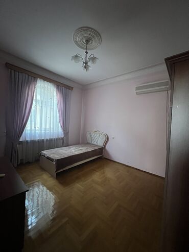 Uzunmüddətli kirayə evlər: 220 kv. m, 6 otaqlı — 19