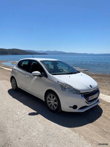 Peugeot: Peugeot 208: 1.4 l. | 2012 έ. 175000 km. Χάτσμπακ — 3