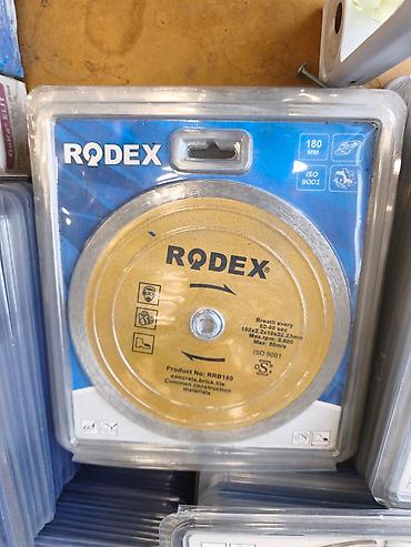 meduza disk: RODEX diamont kəsici disk – 180 mm Xüsusiyyətlər: - Brend: RODEX - — 1