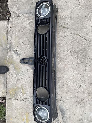 Решетки радиатора: Решетка радиатора Volkswagen 1987 г., Б/у, Оригинал — 8