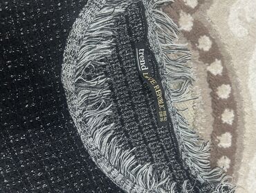 Futbolka və maykalar: Her biri demek olar yeni kimidir,cunki 2-3defe geyinilib baxan — 10