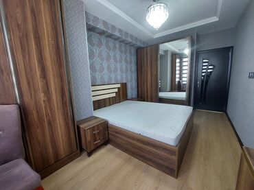 Duş kabinaları, arakəsmələr: Arakəsmə, Künc üçün — 8