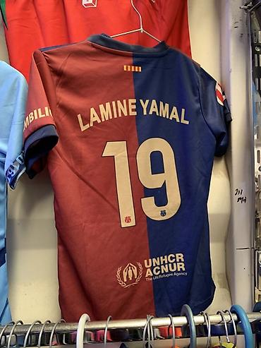 Футбольная майка ФК Барселона с именем Lamine Yamal и номером 19