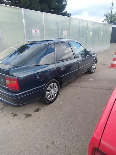 фольксваген пассат 1: Opel Vectra: 1.6 л | 1994 г. 420000 км Хэтчбэк — 4
