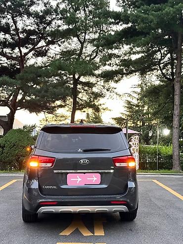 crv 2: Kia Carnival: 2018 г., 2.2 л, Автомат, Дизель, Минивэн — 4