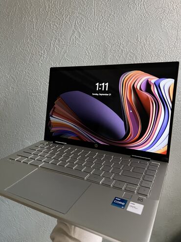tost coreyi: HP Pavilion X360,Core i5, 12 ci nesil, Touch Screen, ust korpusda