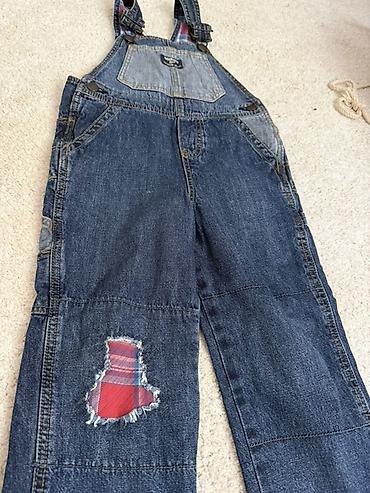 летние джинсы: Детский джинсовый комбинезон OshKosh B’gosh. - Материал: плотный — 3