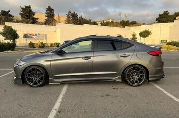 Hyundai: Hyundai Elantra: 1.6 l | 2018 il