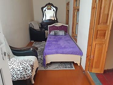 Günlük kirayə mənzillər: 2 otaqlı — 25