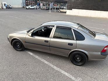 Opel: Opel Vectra: 1.6 l | 1997 il 442000 km Sedan — 8