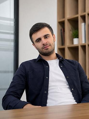 zapravka is elanlari: Iş axtarıram SDU Riyaziyyat və informatika müəllimliyi bitirmişəm — 1