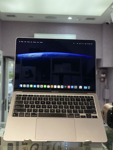 macbook ucuz: İşlənmiş Apple MacBook, 15.6 ", Apple M1, 256 GB, Ünvandan götürmə, Pulsuz çatdırılma, Ödənişli çatdırılma