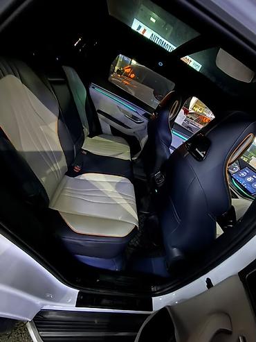 bmw 323: BYD Yuan Up: 2023 г., 3.3 л, Автомат, Электромобиль, Кроссовер — 6