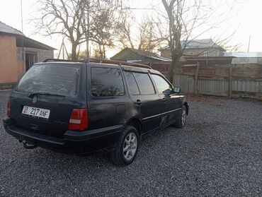 Volkswagen: Volkswagen Golf Variant: 1994 г., 1.8 л, Механика, Бензин, Универсал