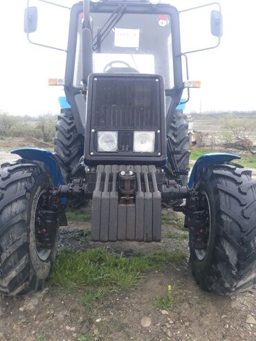 Kommersiya nəqliyyat vasitələri: Traktor motor 0.9 l, İşlənmiş