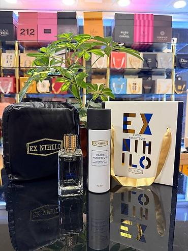 Ostalo: Jedan set. Potpun efekat. Parfem Dezodorans Neseser Savršen poklon na lalafo.rs — 10 Ostalo: Jedan set. Potpun efekat. Parfem Dezodorans Neseser Savršen poklon — 10