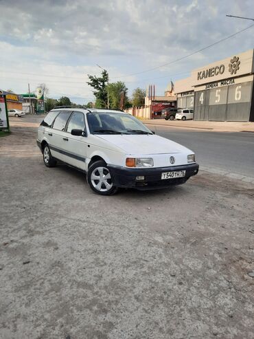 Volkswagen: Volkswagen Passat: 1991 г., 1.8 л, Механика, Бензин, Универсал