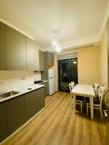 Uzunmüddətli kirayə mənzillər: 🏠 Mənzil İcarəyə Verilir 📍 Yerləşmə: 28 May metrosuna 10 dəq məsafədə