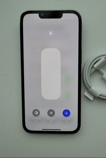 муздаткыч алам: IPhone 13, 128 ГБ, Черный, Кабель