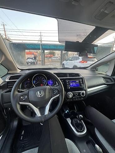 ender s: Honda Fit: 2018 г., 1.5 л, Механика, Бензин, Хэтчбэк — 9
