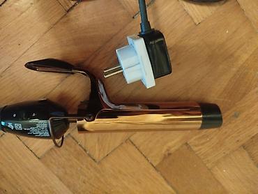 Figaro za kosu: Stajler figaro za kosu.
Ispravan.Ima adapter(ovaj beli) na lalafo.rs — 9 Figaro za kosu: Stajler figaro za kosu.
Ispravan.Ima adapter(ovaj beli) — 9