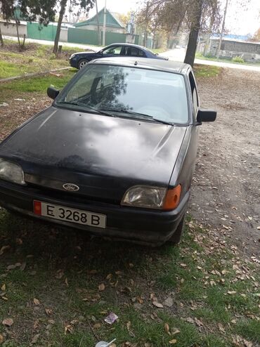 новое авто: Ford Festiva: 1991 г., 1.3 л, Механика, Бензин