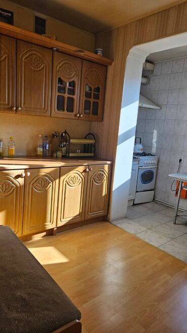 Uzunmüddətli kirayə mənzillər: Statistika dairəsi yaxinlığındaHƏYATT REGENCY ərazisində, Leninqrad — 14