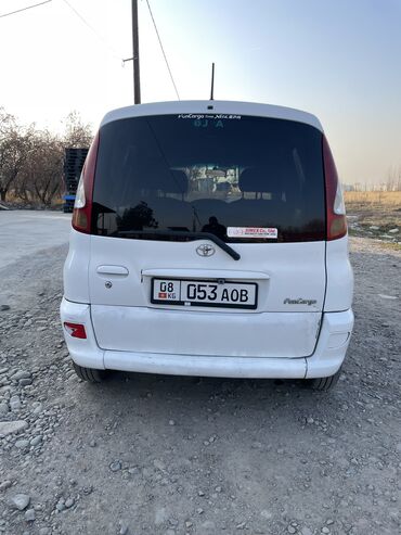 Toyota: Toyota Funcargo: 2002 г., 1.3 л, Автомат, Бензин, Хэтчбэк — 4