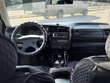 Volkswagen: Volkswagen Vento: 1993 г., Седан — 8