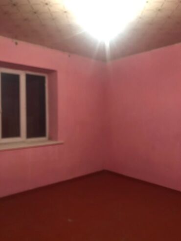 сдоются дома в навопокровка срочно или вримянки: 30 м², 1 комната, Подвал, погреб, Забор, огорожен