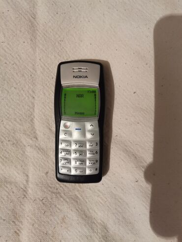 8800 nokia carbon: Nokia 1, rəng - Qara, Düyməli