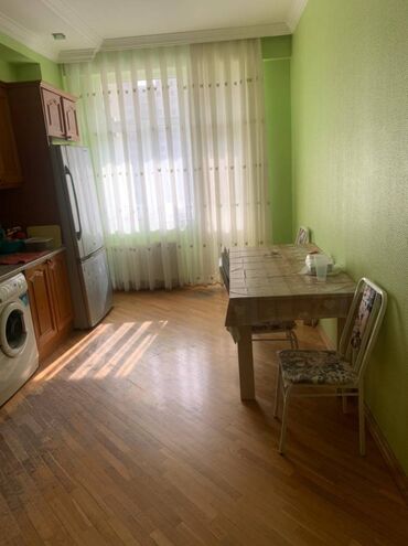 Köhnə tikili: Bakı, 3 otaqlı, Köhnə tikili, m. Gənclik, 140 kv. m — 10