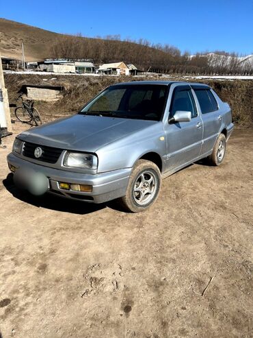 купить запчасти опель омега б: Volkswagen Vento: 1998 г., 0.2 л, Механика, Бензин, Седан