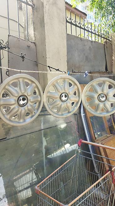 Avtomobil təkər diski qapaqları (kapaklar) - Dəst: 3 ədəd - Material lalafo.az -da Avtomobil təkər diski qapaqları (kapaklar) - Dəst: 3 ədəd - Material