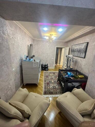 Köhnə tikili: Bakı, 4-cü mikrorayon, 3 otaqlı, Köhnə tikili, 92 kv. m — 5