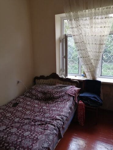 Köhnə tikili: Obyekt: Köhnə üslubda, geniş otaqlara və böyük pəncərələrə malik — 6