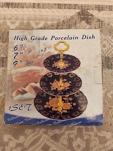 güllü tort: Tort və şiriniyyat qabı, rəng - Göy, Farfor — 1
