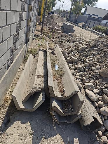 Водоотводный лоток, Дорожный, Трапециевидный, Б/у at lalafo.kg Водоотводный лоток, Дорожный, Трапециевидный, Б/у