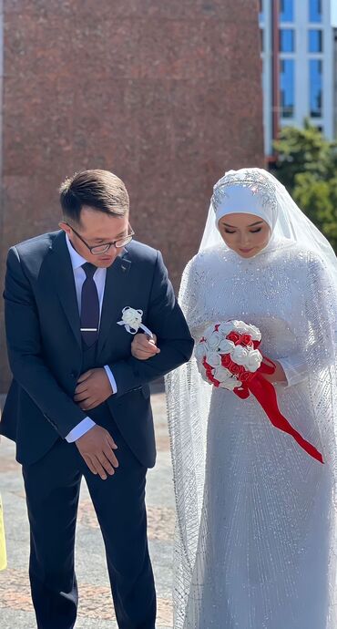 профессиональные тени: Свадебный салон Ясина В комплекте проката: 💍платок новое 💍красивое