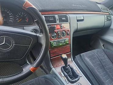 Mercedes-Benz: Mercedes-Benz E-Class: 1995 г., 2.3 л, Механика, Газ, Седан — 5