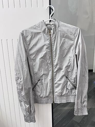 kisi pencekleri: Ветровка куртка, Benetton, S — 1